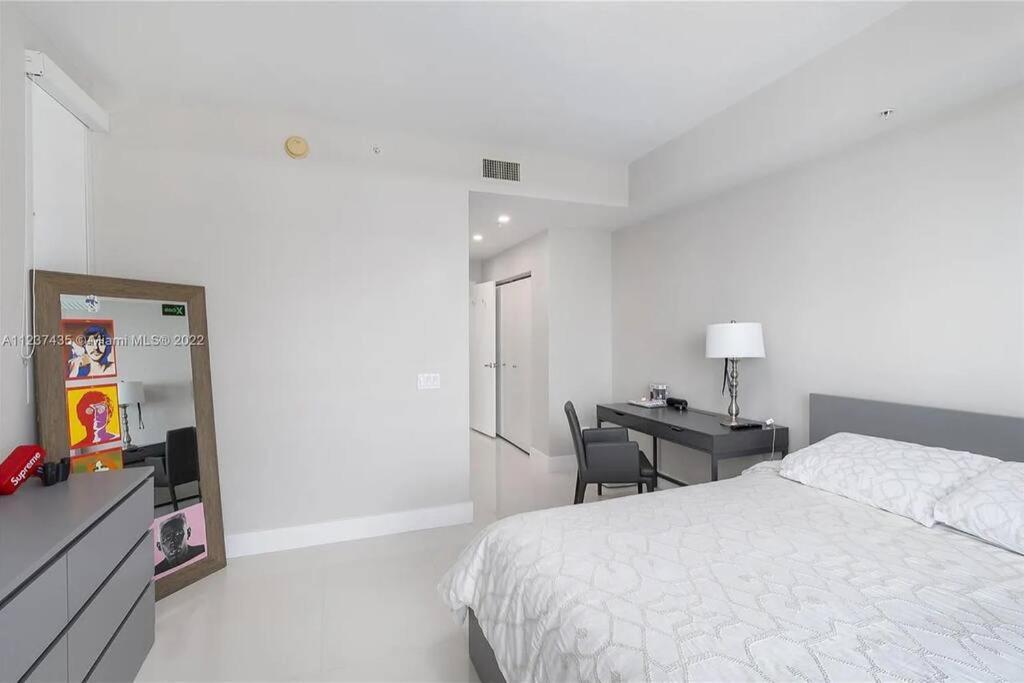 The Ph In The Heart Of Brickell